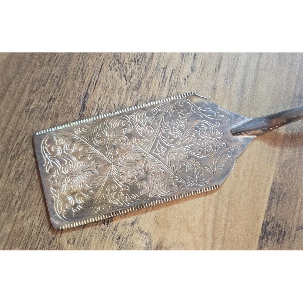 International Silver Co Silverplated Pizza Lasagna Server Ornate Floral